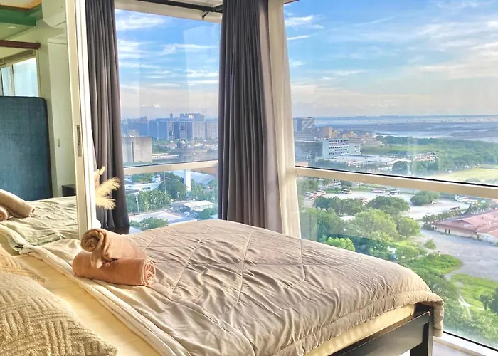 Stunning View Staycation Near Moa Picc World Trade Center Airport Luneta Park Ocean Park Qurino Grandstand Апарт-отель