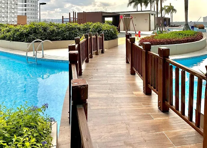 Stunning View Staycation Near Moa Picc World Trade Center Airport Luneta Park Ocean Park Qurino Grandstand Апарт-отель Манила